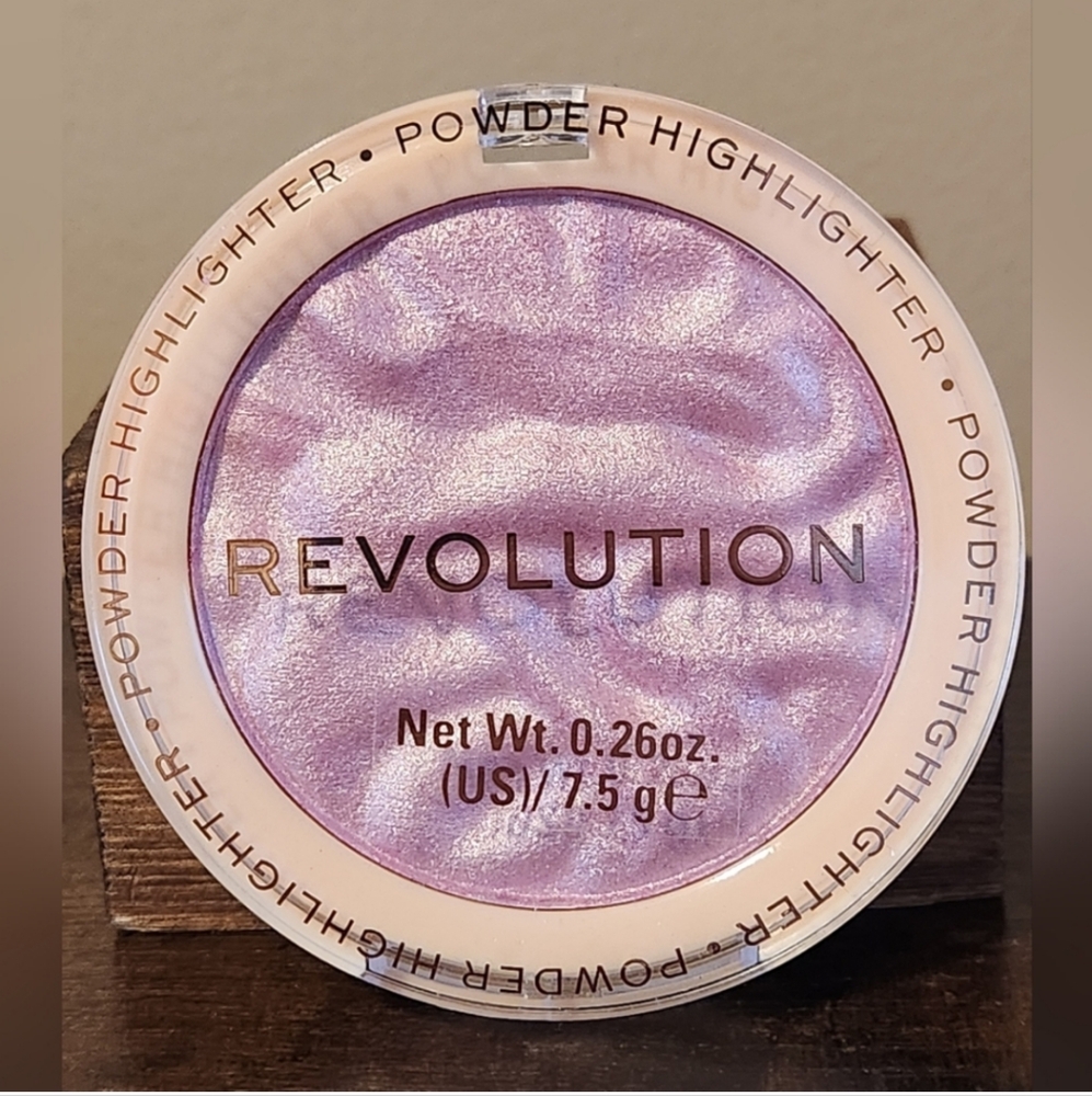 Revolution Highlighter in Shimmering Lavender